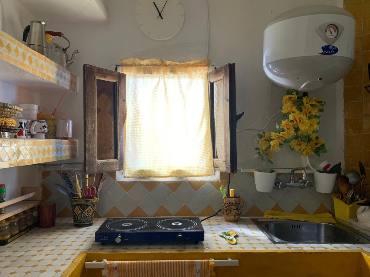 Hathor ,Casa Marroqui Con Dos Terrazas En La Medina Antigua , Ideal Parejas!! Wifi!! Asilah Luaran gambar