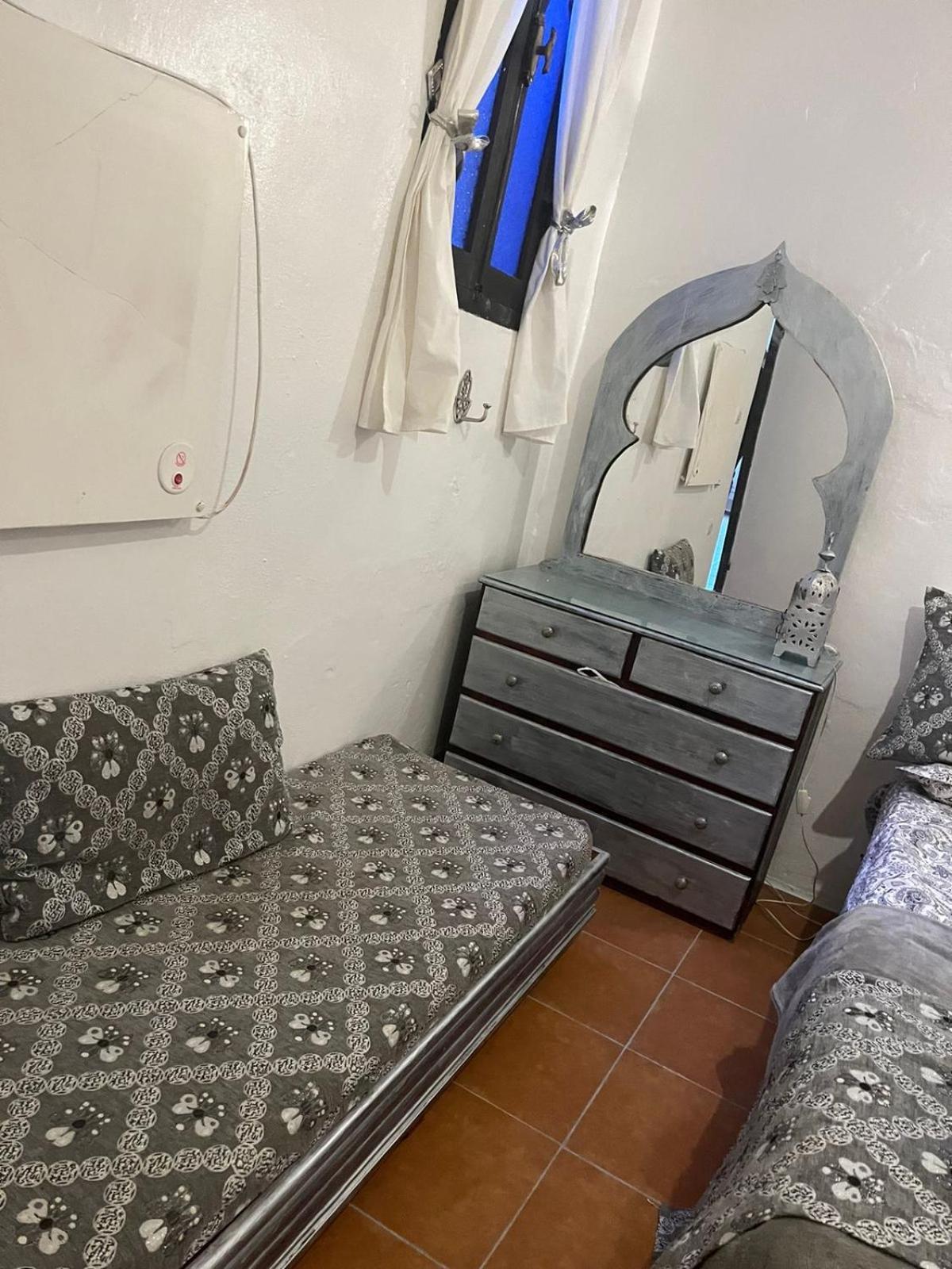 Hathor ,Casa Marroqui Con Dos Terrazas En La Medina Antigua , Ideal Parejas!! Wifi!! Asilah Luaran gambar